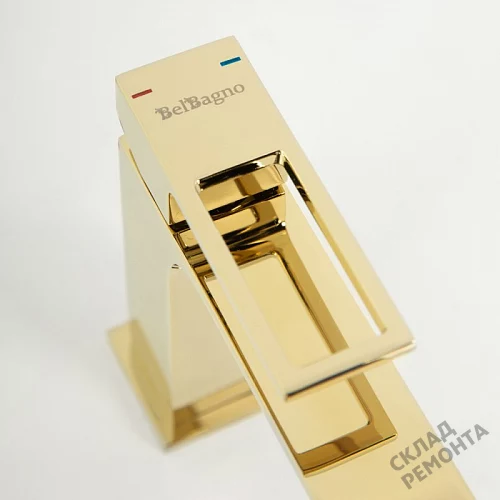 Фото Смеситель для раковины BelBagno Luce LUC-LVM-ORO однорычажный золото купить в Кемерове: цена, описание, фото. Интернет-магазин 3