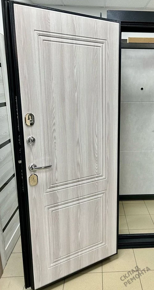 Фото Дверь входная Феррони 11 см Isoterma Серебро с терморазрывом антик серебро/ривьера айс – купить в Кемерове: цена, описание, фото. Интернет-магазин. 2